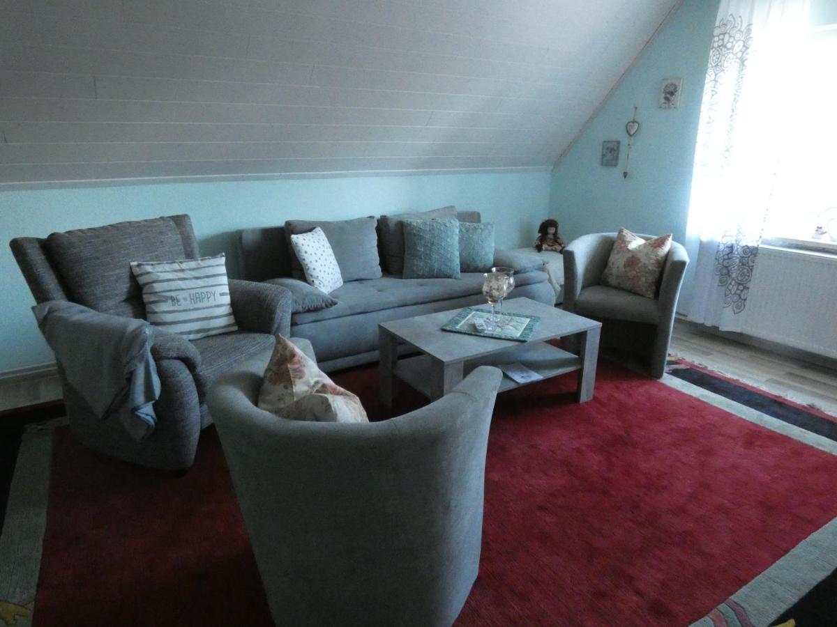 Ferienwohnung Am Schloss Reuterstadt Stavenhagen Extérieur photo